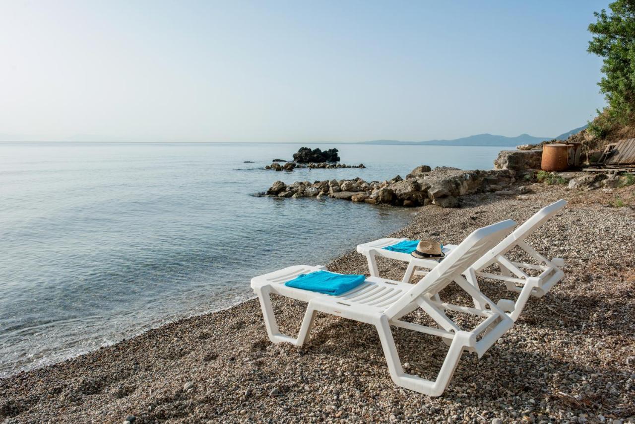 Appartement Agistri By The Sea à Perama  Extérieur photo